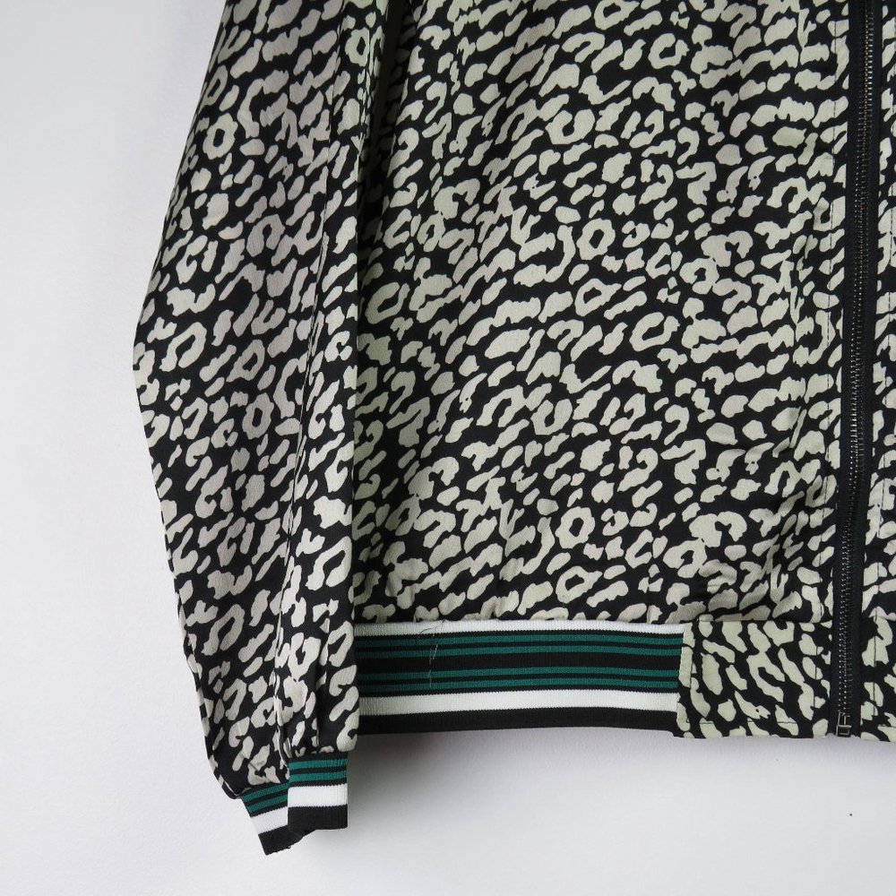 Kori America Silky Cheetah Spots Bomber Sz Sm - Picture 5 of 7